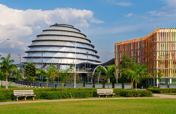 journey-8day-rwanda-primates-11